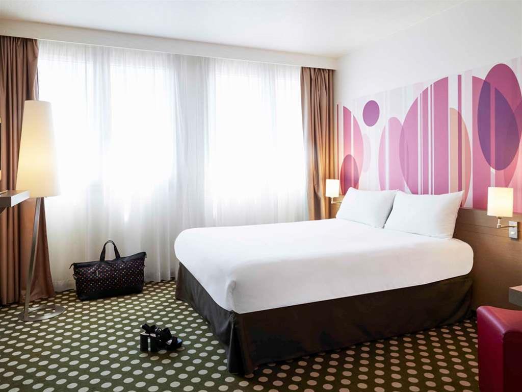 Ibis Styles Toulon Centre Port Hotel Buitenkant foto