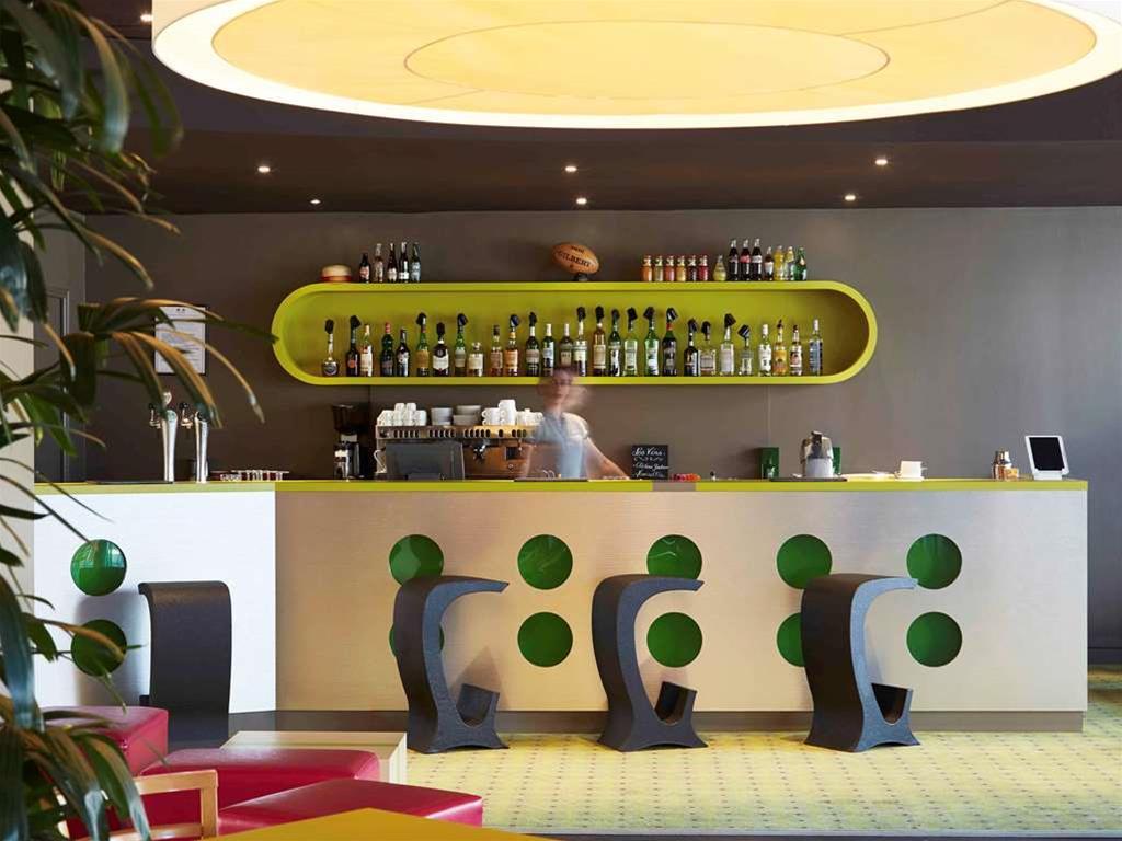 Ibis Styles Toulon Centre Port Hotel Buitenkant foto