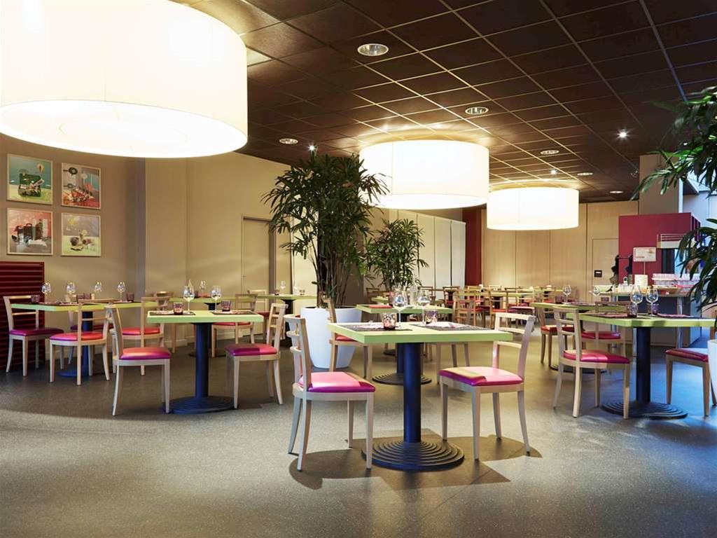 Ibis Styles Toulon Centre Port Hotel Buitenkant foto