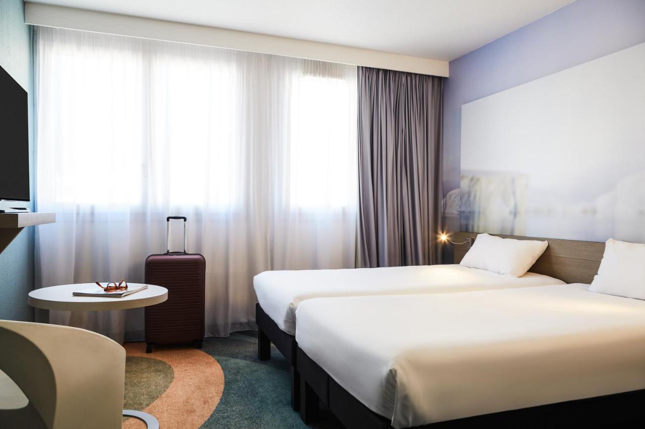 Ibis Styles Toulon Centre Port Hotel Buitenkant foto