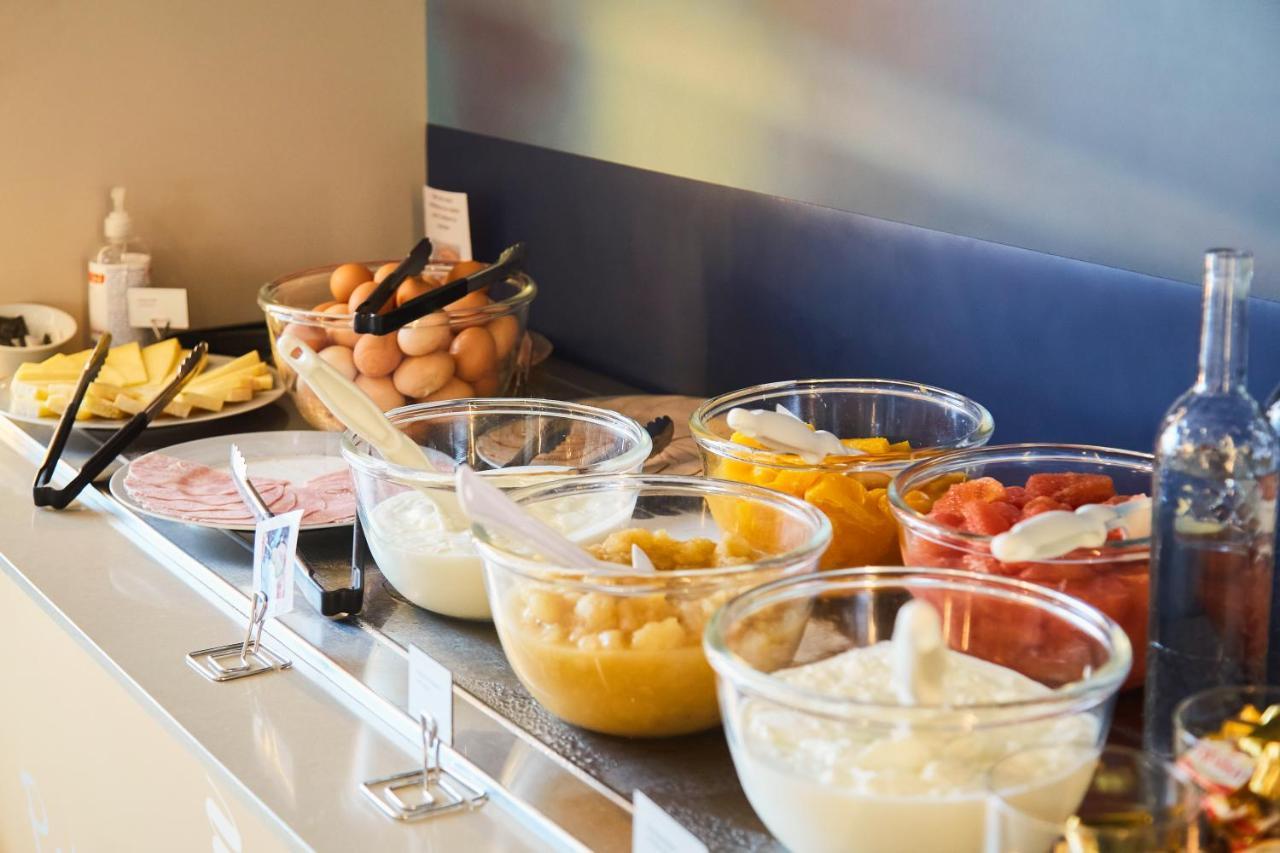 Ibis Styles Toulon Centre Port Hotel Buitenkant foto
