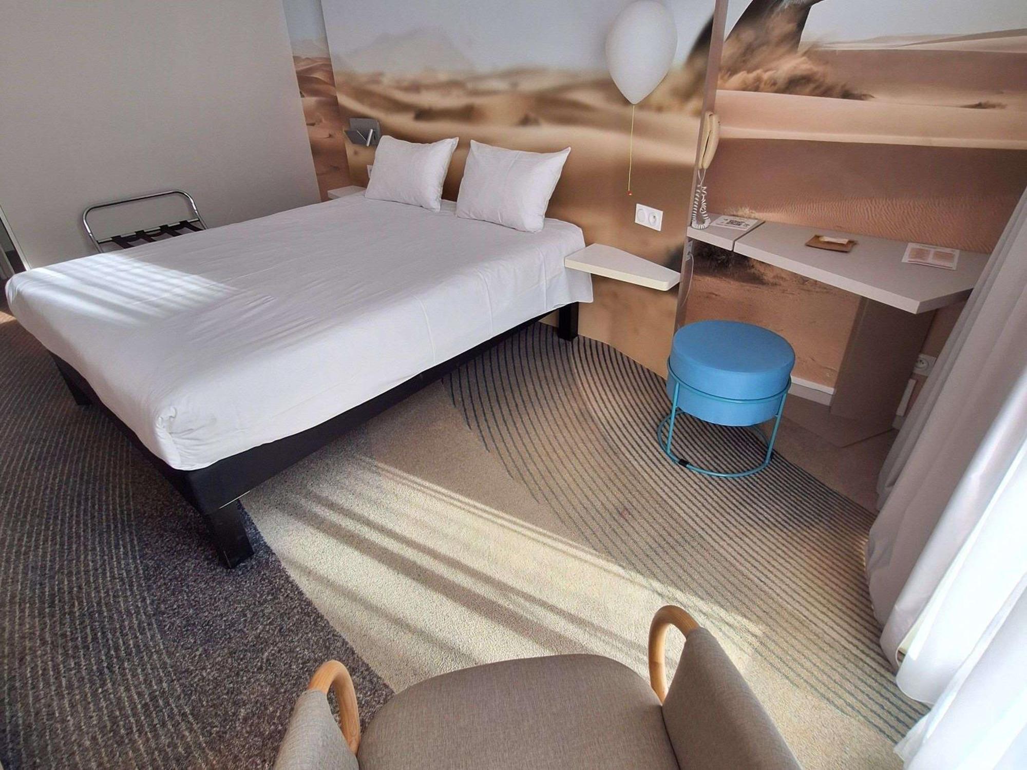 Ibis Styles Toulon Centre Port Hotel Buitenkant foto